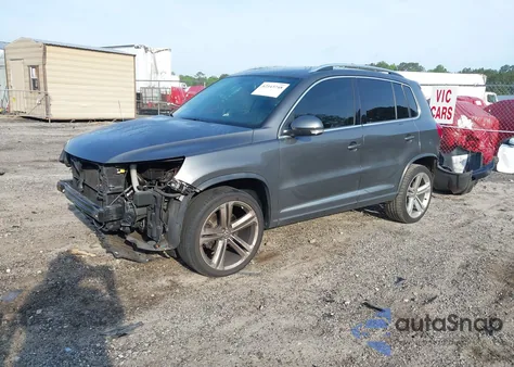 2016 Volkswagen Tiguan R-Line from USA, damaged, VIN WVGAV7AX4GW559726